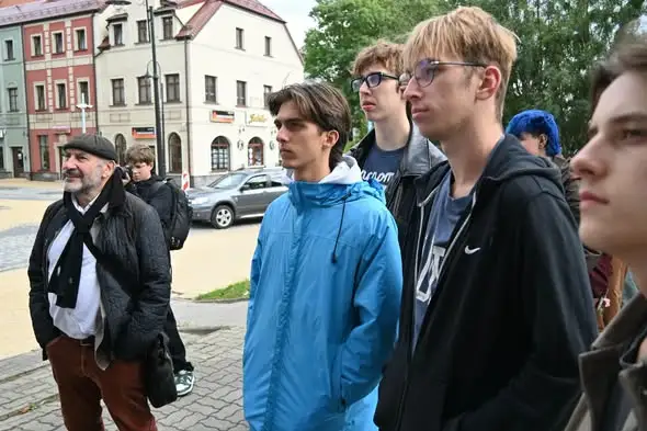 Teatralny most między Kłodzkiem a Sławnem. Młodzież łączy siły w projekcie „Północ–Południe”