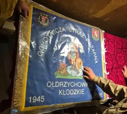 Nowy sztandar dotarł do OSP Oldrzychowice – poświęcenie już 19 września
