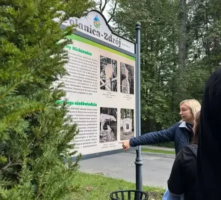 Uczniowie klas turystycznych odkrywali tajniki hotelarstwa w Polanicy-Zdroju