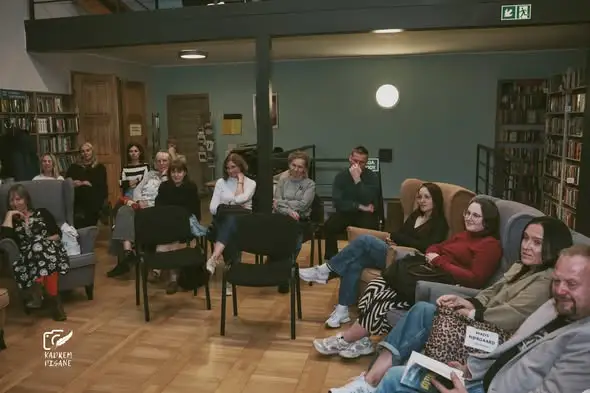 Spotkanie autorskie z Agatą Kunderman w bibliotece w Bystrzycy – relacja