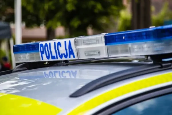 Weekendowa pogoda zachęca do podróży – policja apeluje o rozwagę na drogach