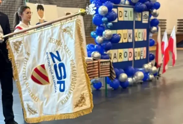 Dzień Edukacji Narodowej w ZSP Bystrzyca – ślubowanie pierwszaków i nagrody dla nauczycieli
