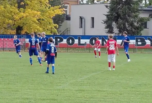 Trampkarze Polonii Bystrzyca Kłodzka przegrywają u siebie z Kryształem Stronie Śląskie 1:7