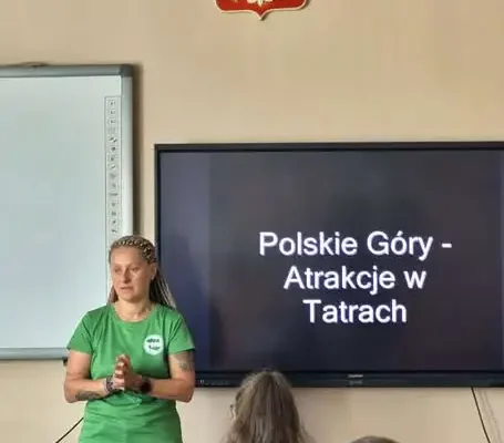 Stronie Śląskie: uczniowie poznali zawód przewodnika górskiego w finale Tygodnia Kariery