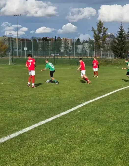 Młodzicy i trampkarze z Bystrzycy Kłodzkiej wracają bez punktów z Kłodzka