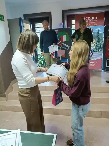 Erasmus+ w Lądku-Zdroju: włoscy uczniowie z Lipari żegnają się po tygodniu pełnym wrażeń